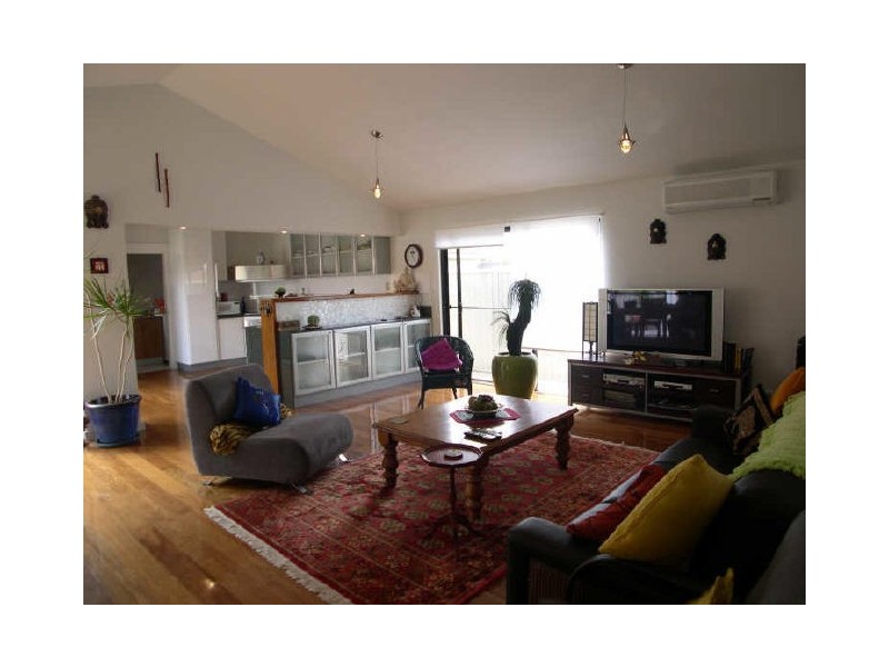 1/17 Gross St, Umina Beach NSW 2257