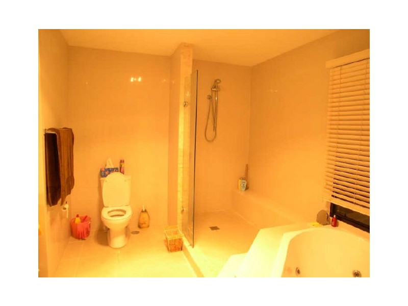 1/17 Gross St, Umina Beach NSW 2257
