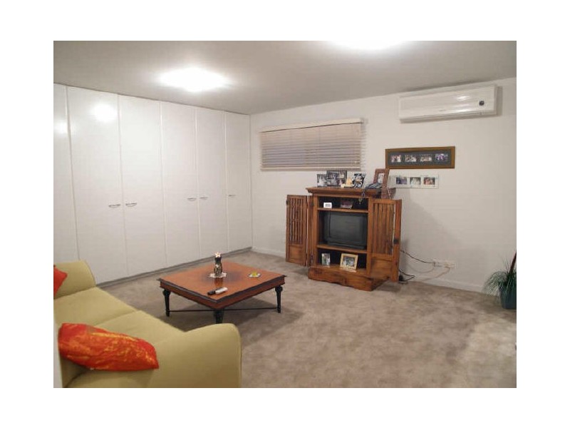 1/17 Gross St, Umina Beach NSW 2257