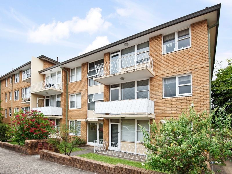 8/24 Alt Street, Ashfield NSW 2131