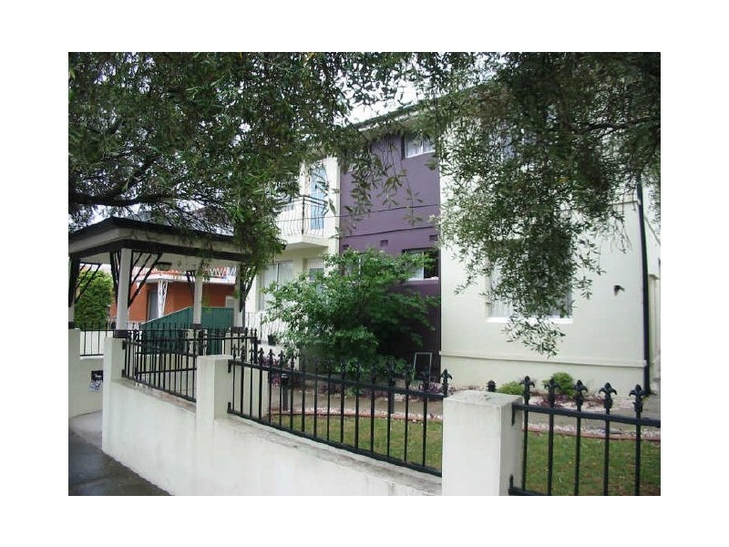 2/78 Park Street, Campsie NSW 2194