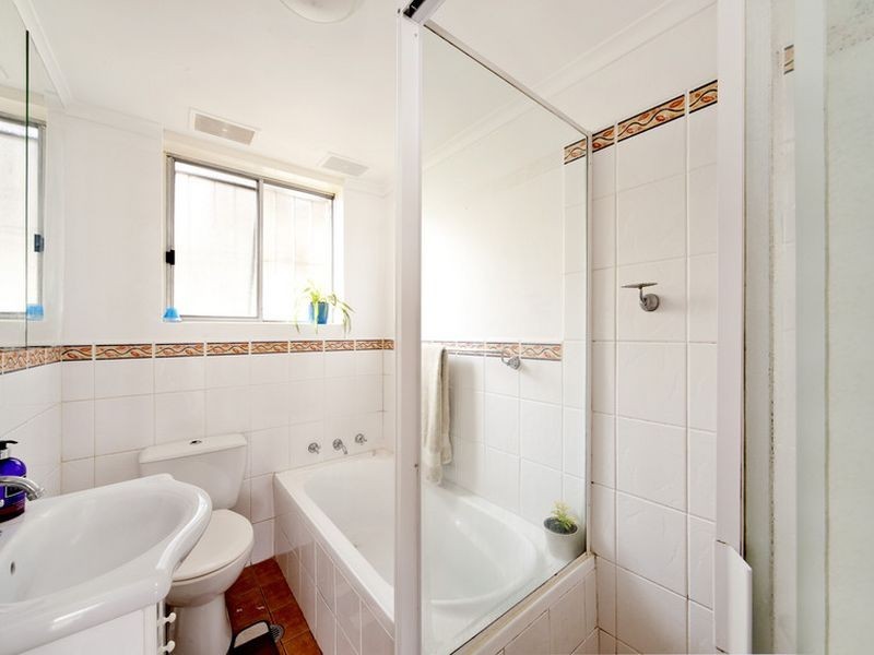 1/18 Minter Street, Canterbury NSW 2193