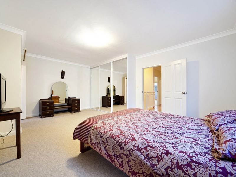 1/13 Albert Parade, Ashfield NSW 2131