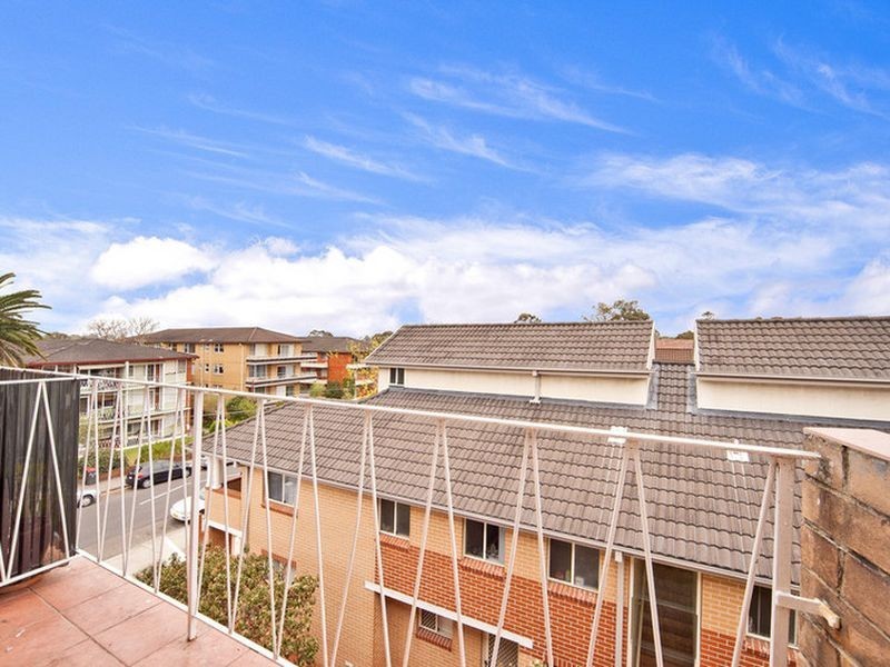 6/33 Alt Street, Ashfield NSW 2131