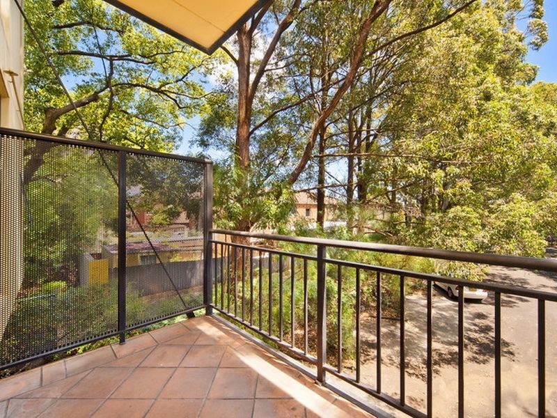 17/8 Cavill Avenue, Ashfield NSW 2131