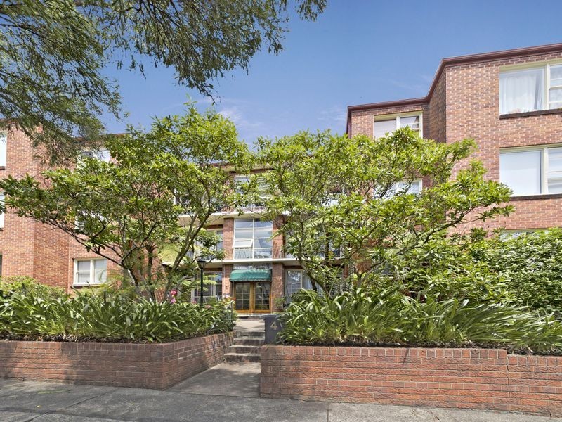 13/4 Loftus Street, Ashfield NSW 2131
