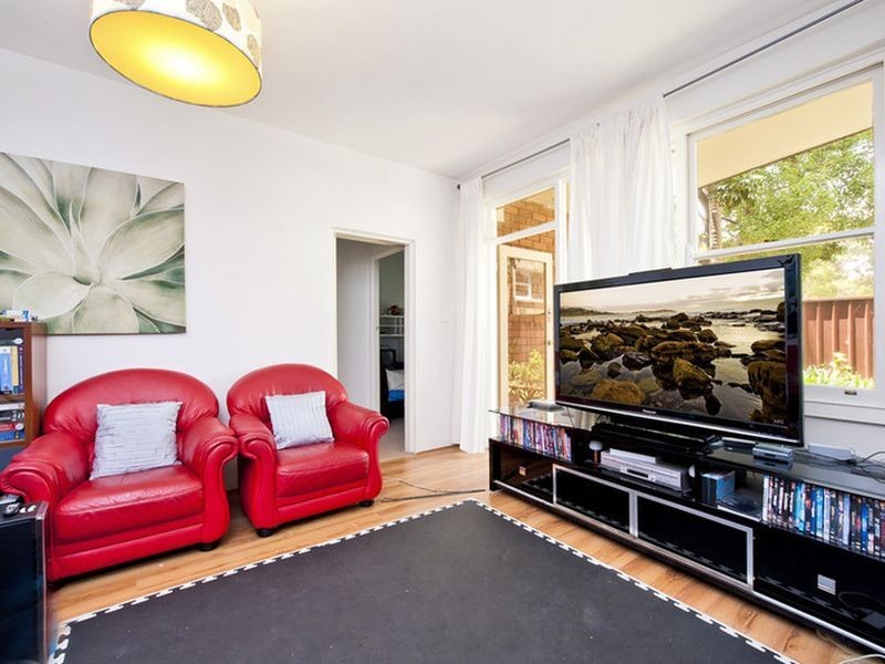2/2 Blackwood Avenue, Ashfield NSW 2131