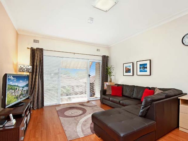 9/3a Grainger Avenue, Ashfield NSW 2131
