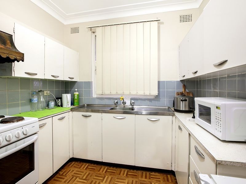 2/31 Alt Street, Ashfield NSW 2131