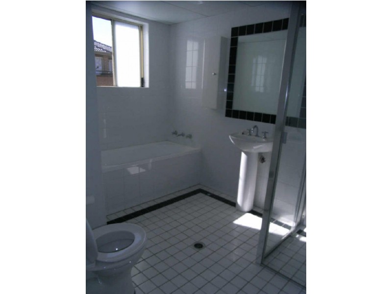 30/18 Cecilia Street, Marrickville NSW 2204