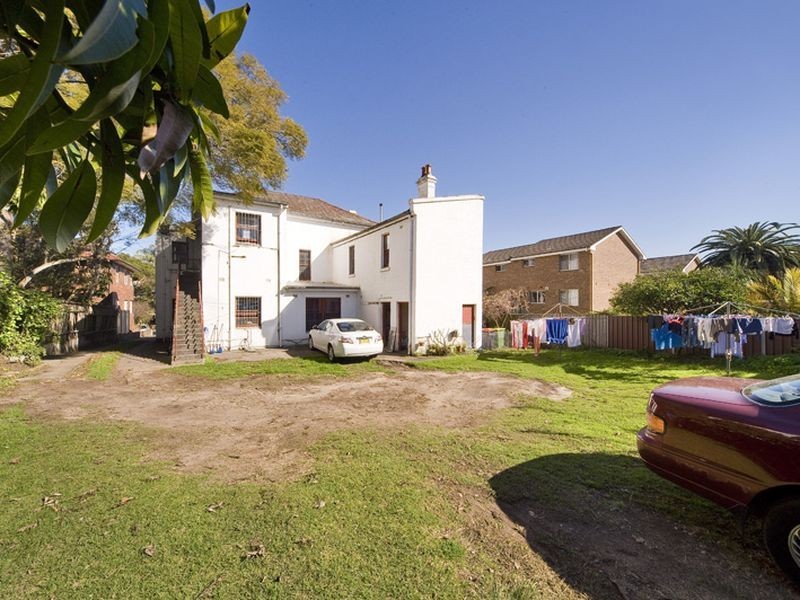 1/1 Loftus Street, Ashfield NSW 2131