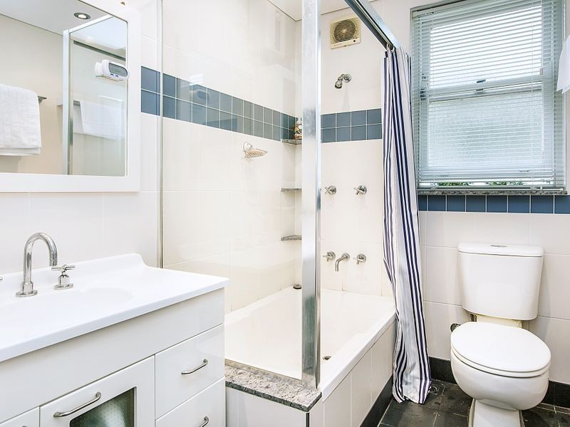 2/1 Blackwood Avenue, Ashfield NSW 2131