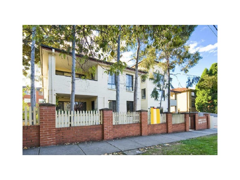 4/14a Orpington Street, Ashfield NSW 2131