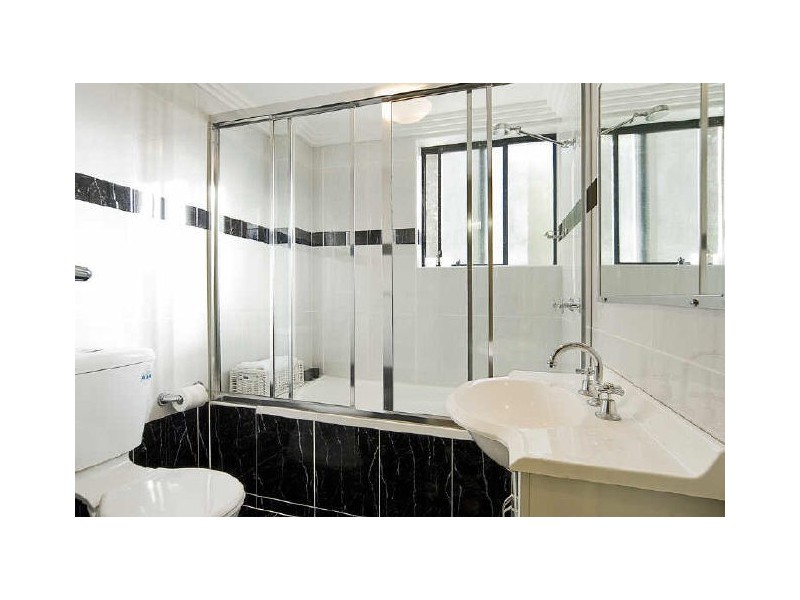 4/14a Orpington Street, Ashfield NSW 2131