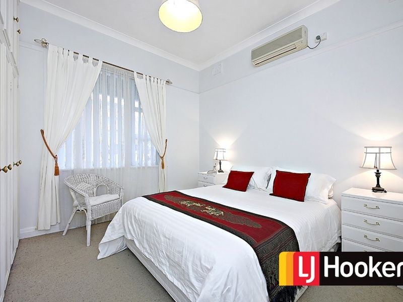 22 Loftus Street, Ashfield NSW 2131