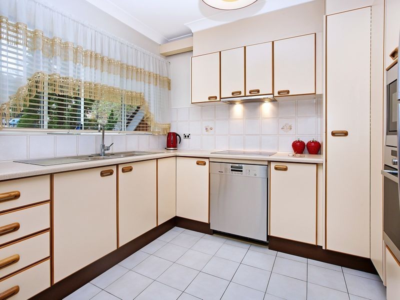 2/20 Minter Street, Canterbury NSW 2193