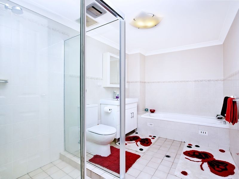 2/20 Minter Street, Canterbury NSW 2193