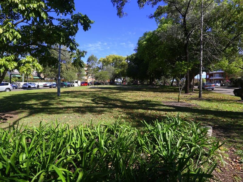 10/15 Albert Parade, Ashfield NSW 2131