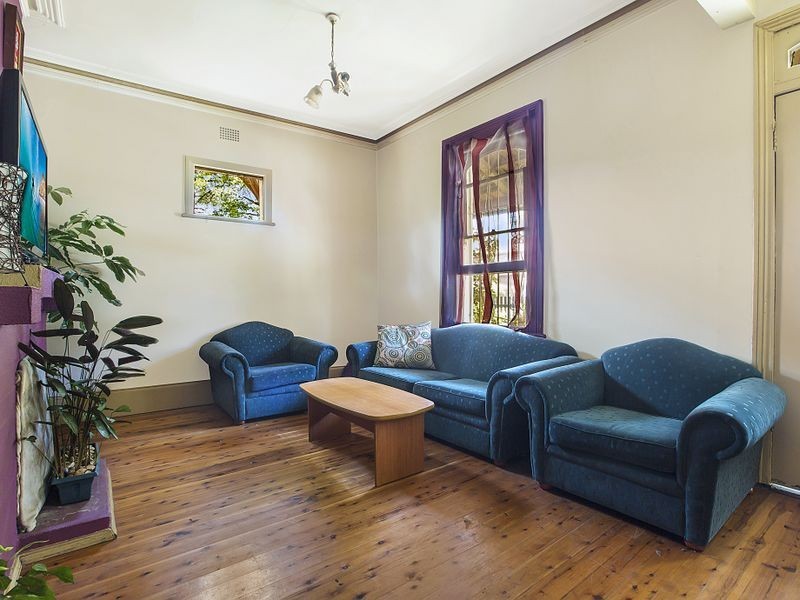 12 John Street, Ashfield NSW 2131