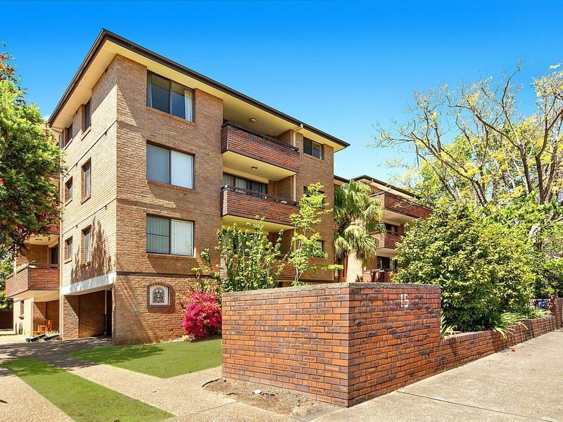 9/15 Albert Parade, Ashfield NSW 2131