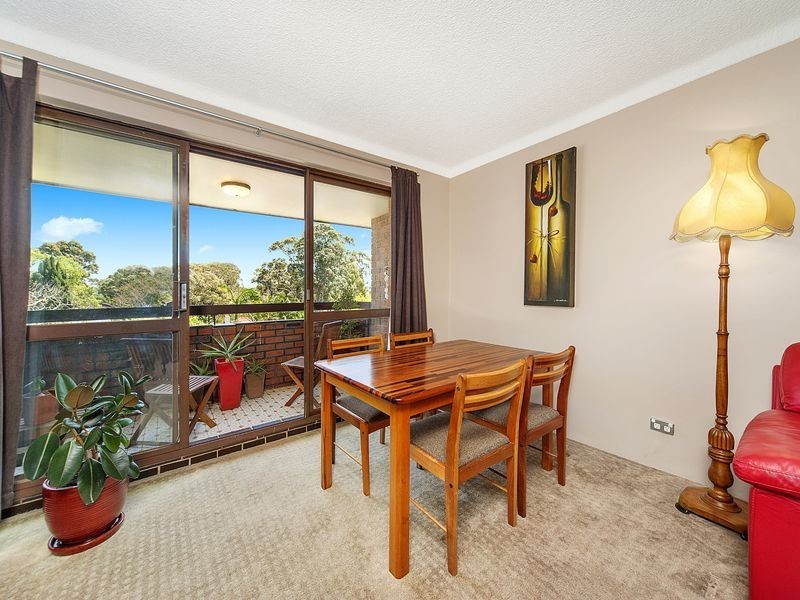 9/15 Albert Parade, Ashfield NSW 2131