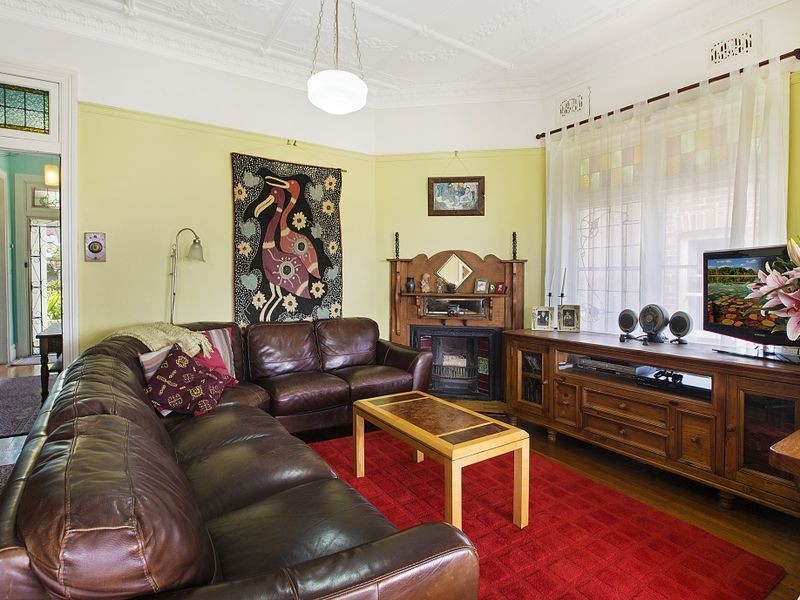 6 Mount Street, Hurlstone Park NSW 2193