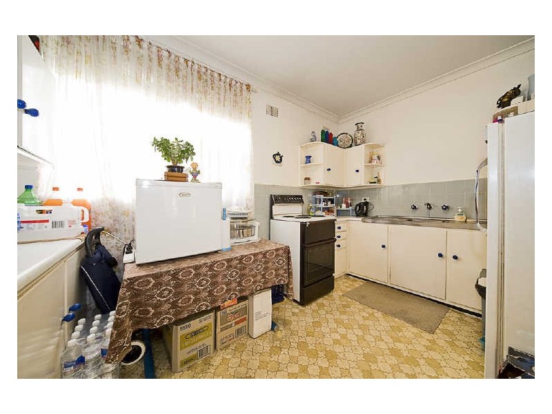 1/12a Russell Street, Strathfield NSW 2135