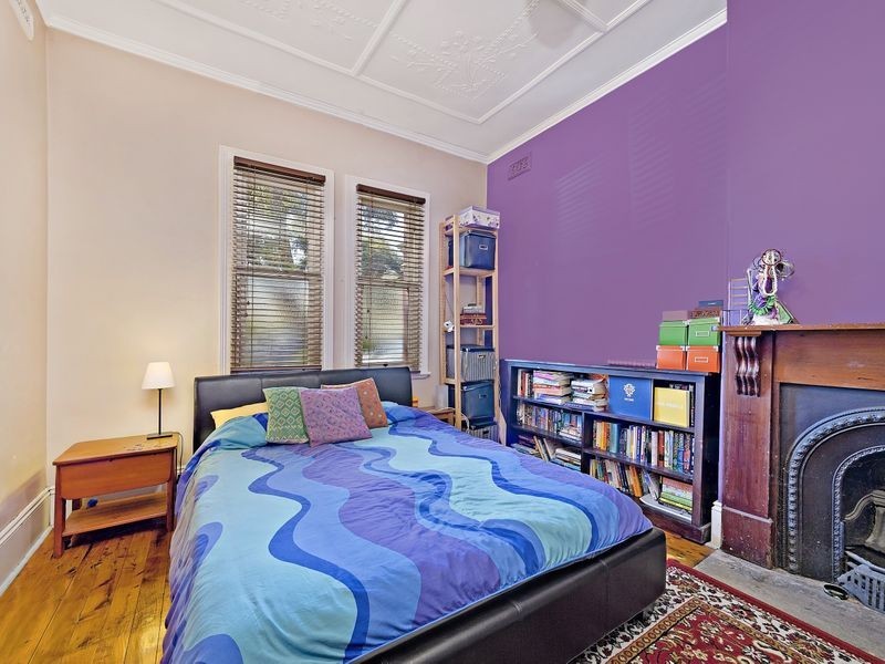 18 Thomas Street, Ashfield NSW 2131