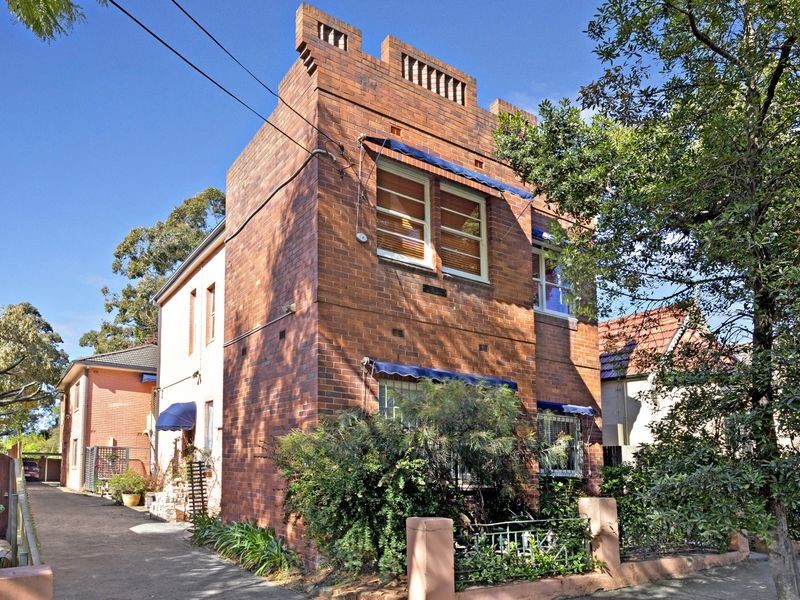 2/11 Bogan Street, Summer Hill NSW 2130