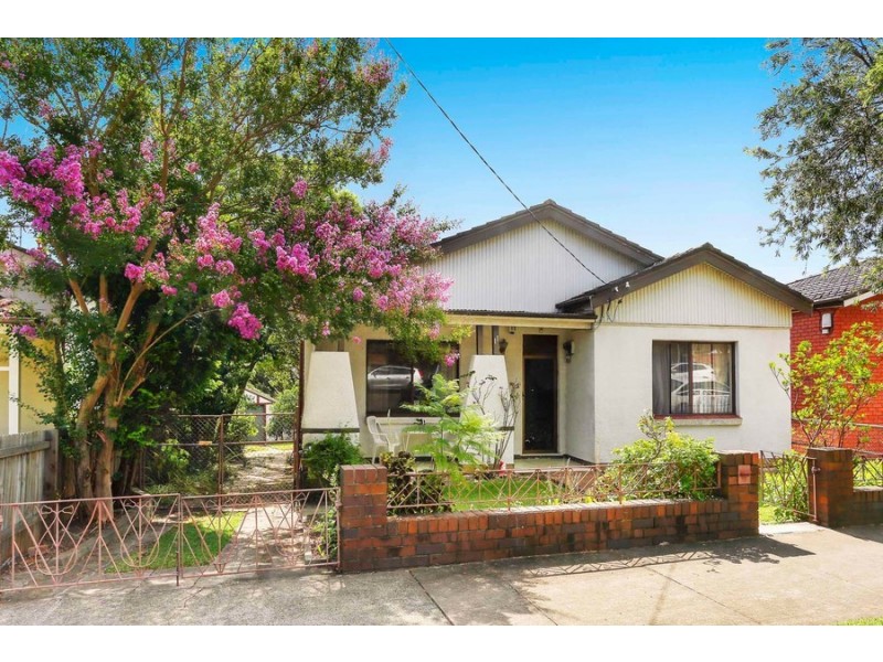 11 Yabsley Avenue, Ashfield NSW 2131