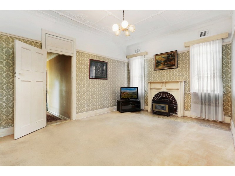 11 Yabsley Avenue, Ashfield NSW 2131