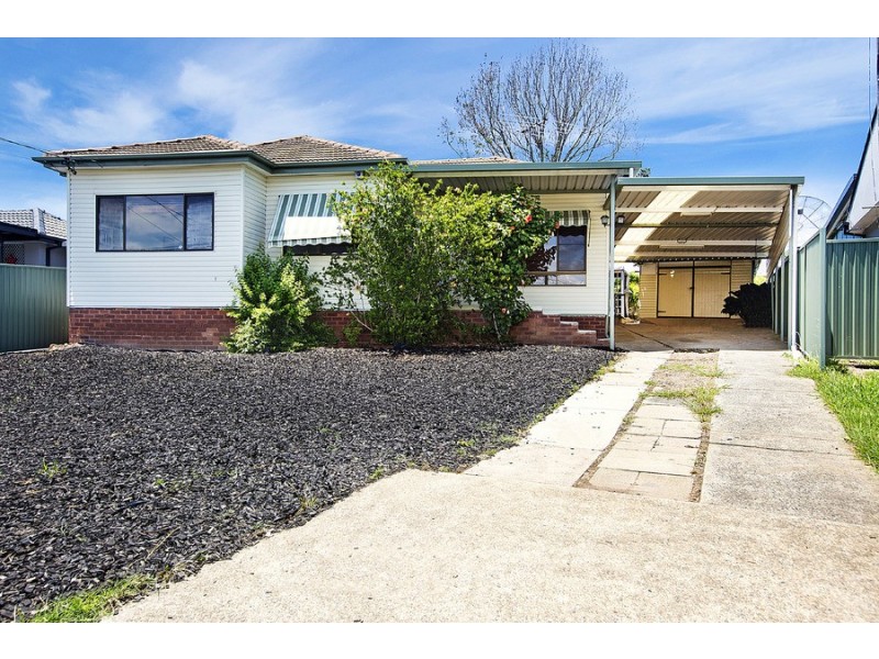 26 Warrumbungle Street, Fairfield West NSW 2165