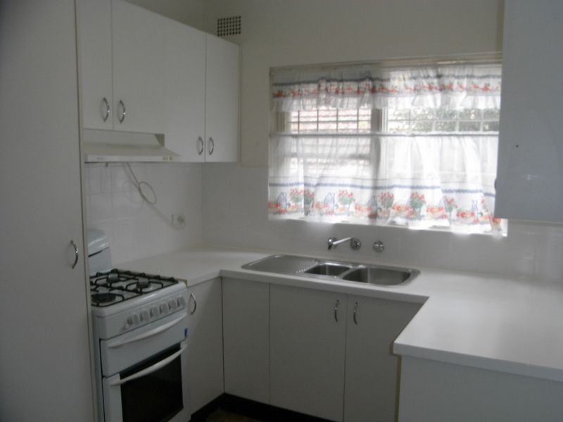 2/165 Edwin Street North, Croydon NSW 2132