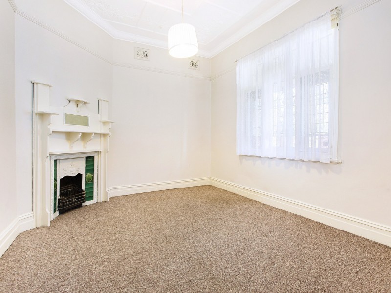 13 Heighway Avenue, Ashfield NSW 2131