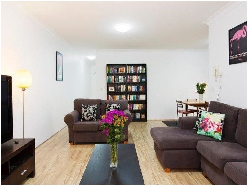 10/63a Grosvenor Crescent, Summer Hill NSW 2130