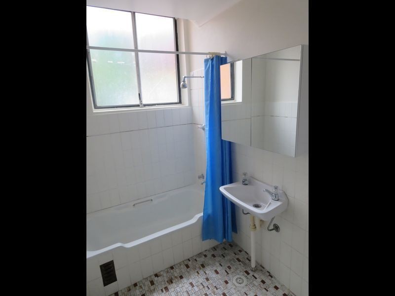 1/62 Grosvenor Crescent, Summer Hill NSW 2130