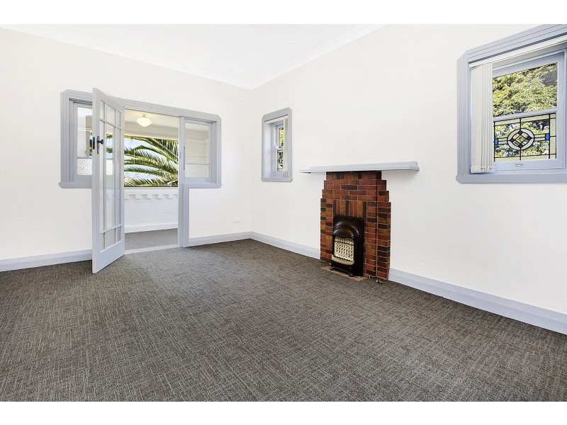 2/139 Victoria Street, Ashfield NSW 2131