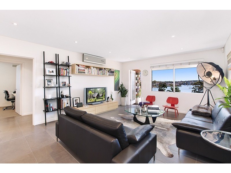 4/11-13 Bay Road, Russell Lea NSW 2046