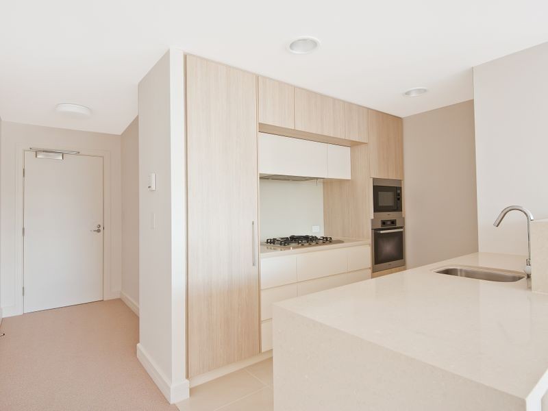 502/2 Peninsula Drive, Breakfast Point NSW 2137