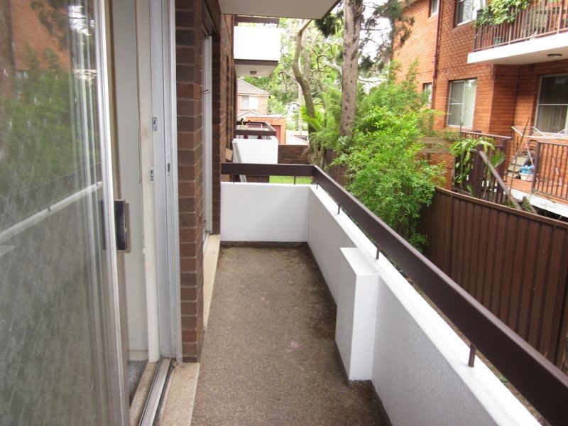 2/25 Palace Street, Ashfield NSW 2131