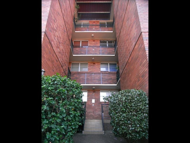 1/1 Gower Street, Summer Hill NSW 2130
