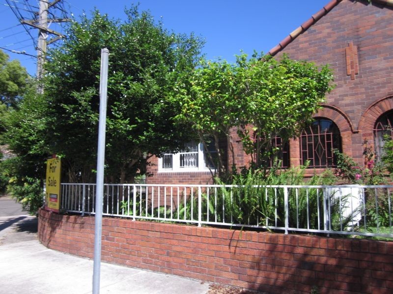 33 Lucy Street, Ashfield NSW 2131