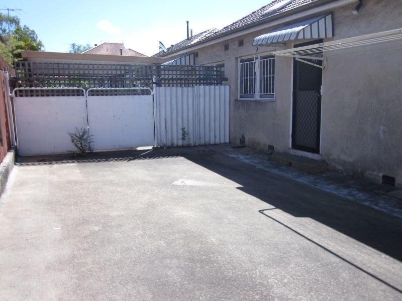 33 Lucy Street, Ashfield NSW 2131