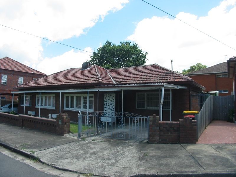 2 Somerville Avenue, Ashfield NSW 2131