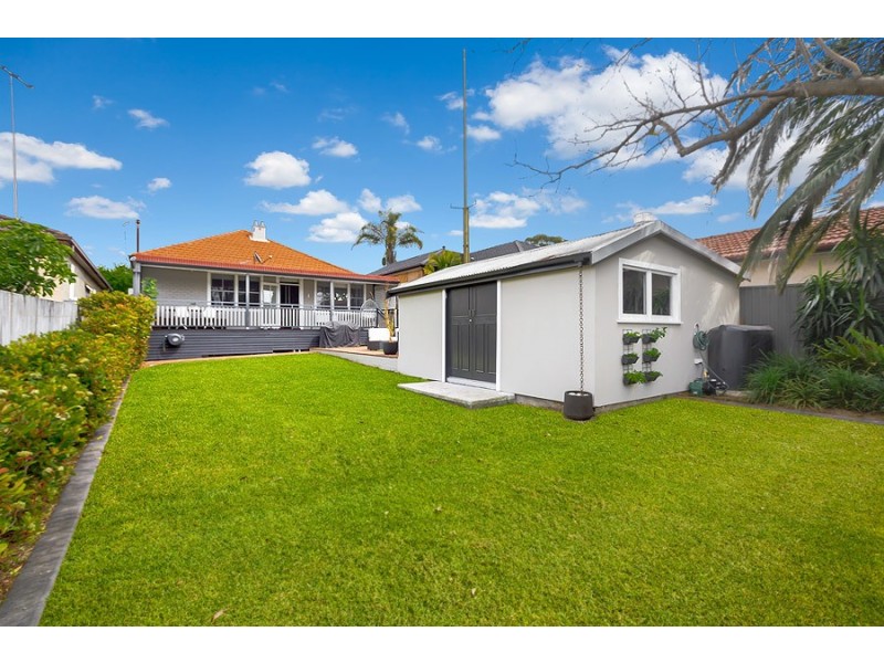 27 Lloyd George Avenue, Concord NSW 2137