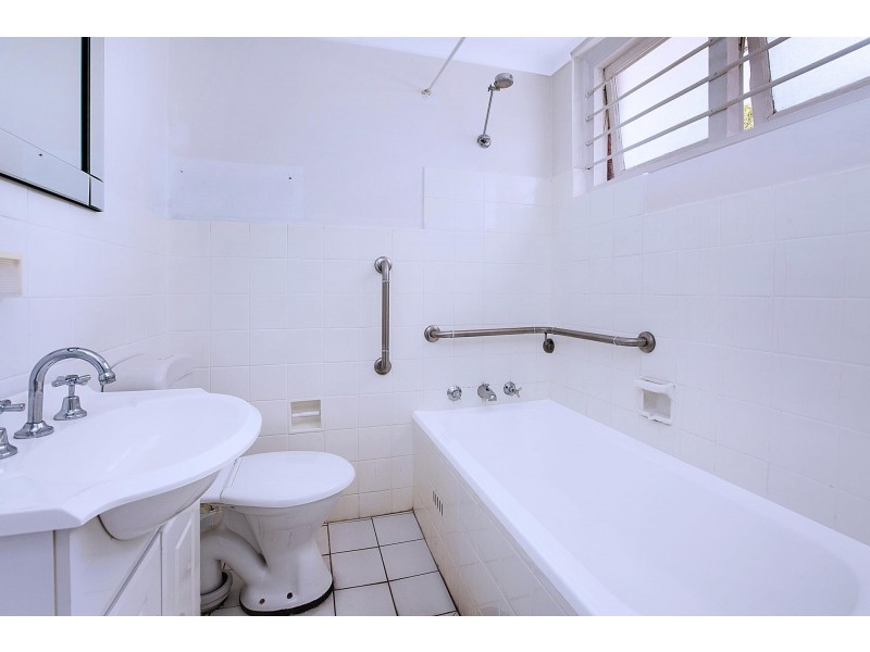 1/5 Blackwood Avenue, Ashfield NSW 2131