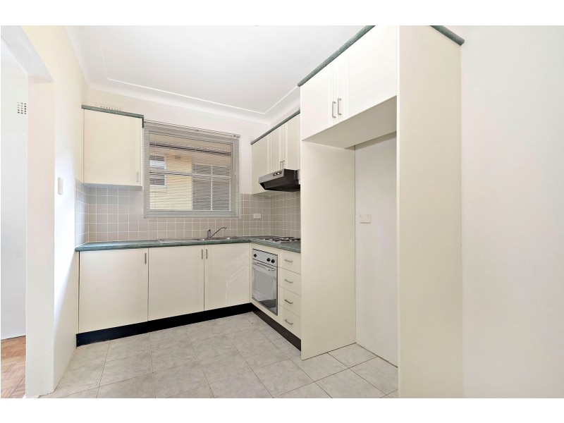 8/12 Hastings Street, Marrickville NSW 2204