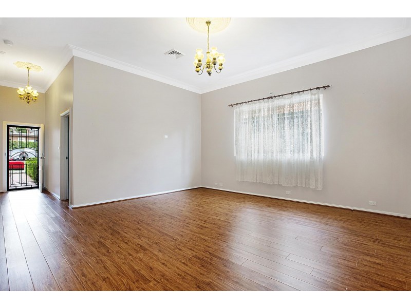 33 Victoria Street, Ashfield NSW 2131