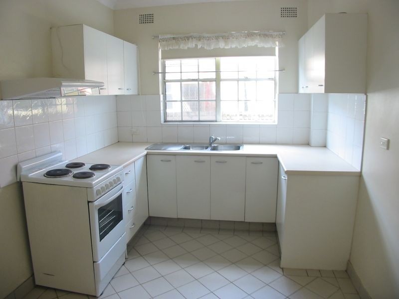 2/18 Tintern Road, Ashfield NSW 2131