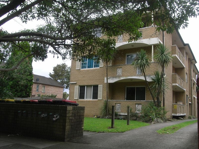 2/18 Tintern Road, Ashfield NSW 2131